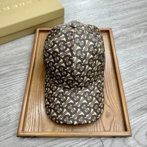 BURBERRY CAP