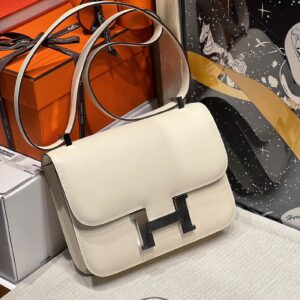 Constance 24 Nata Epsom