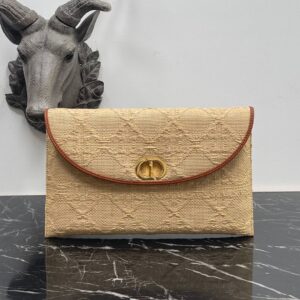 D-bag size 30*18.2*2cm