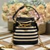 D-i-o-r bag size 17*7*18CM