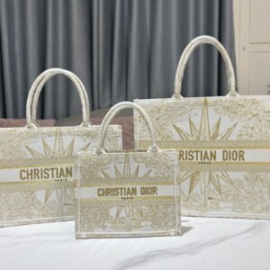 D-i-o-r bag size 41.5*35*17.5cm 26.5*21*14cm and 36*27.5*16.5cm