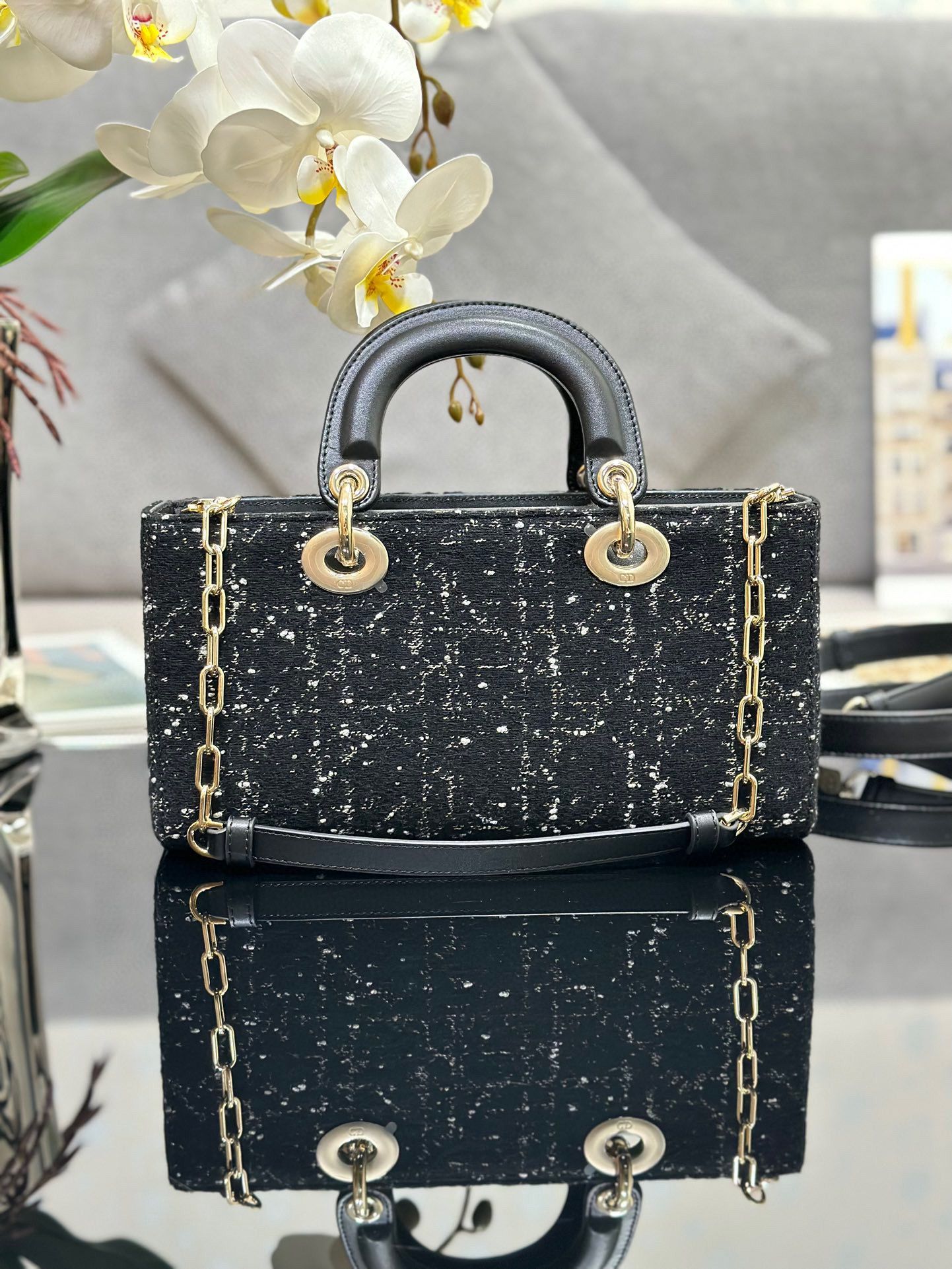 D-I-or bag size 26*13.5*5cm
