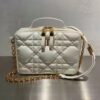 Dior bag size 19.5*15*6cm