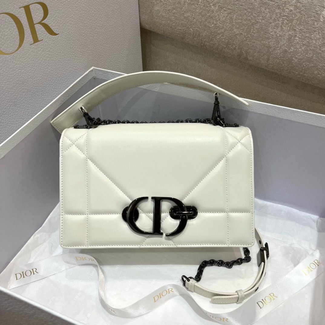 Dior bag size 25*8*15cm
