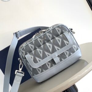 Do—or bag size 20.5*15*7cm and 26*21*8cm