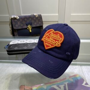 LOUIS VUITTON CAP