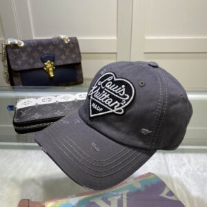 LOUIS VUITTON CAP
