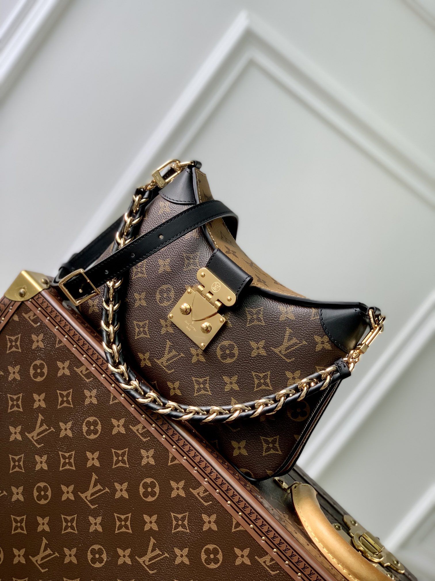 LV (120)
