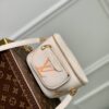 LV (132)