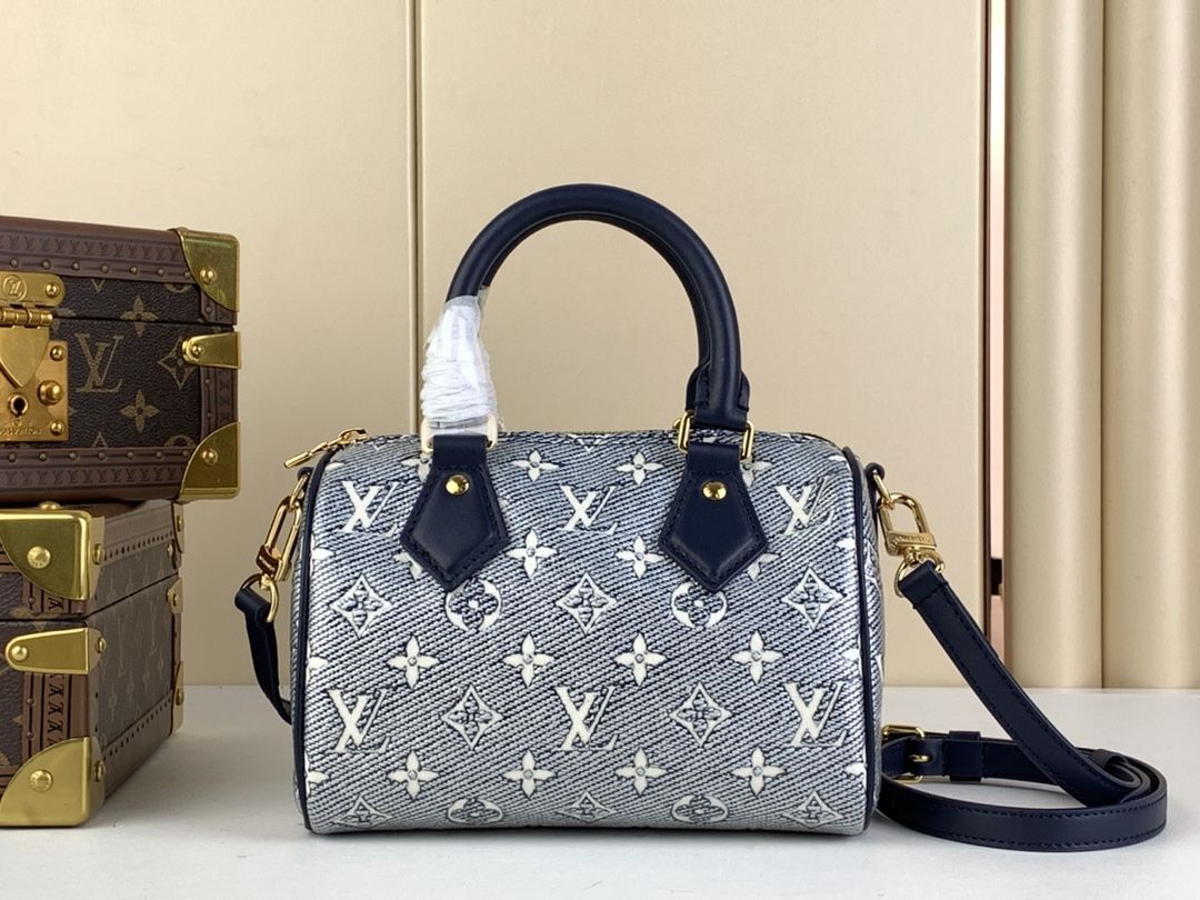 LV (45)