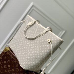 LV (89)