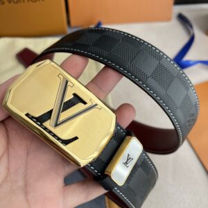 LV