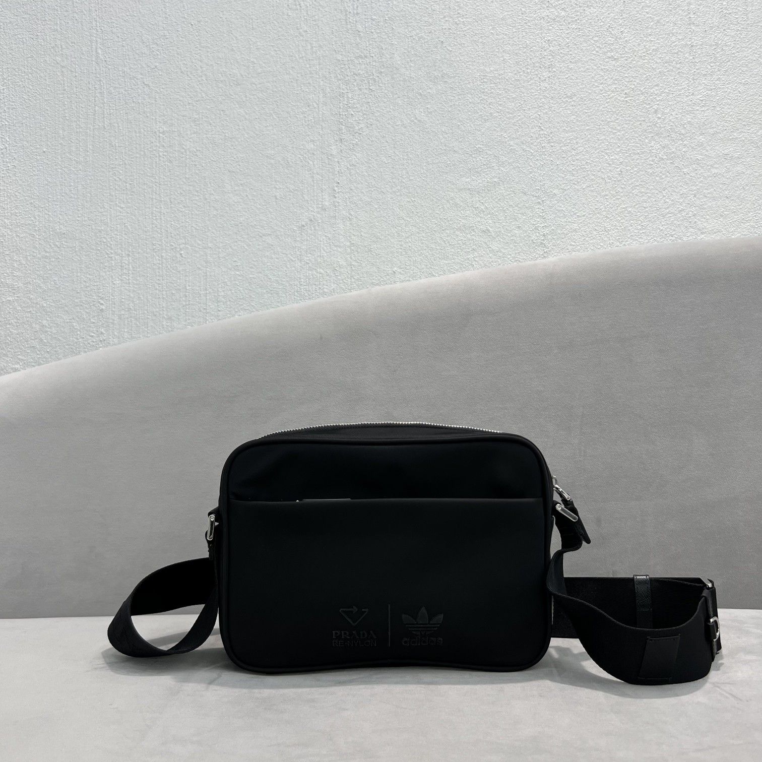 Pra x adid adid for Prad Re- Nyl