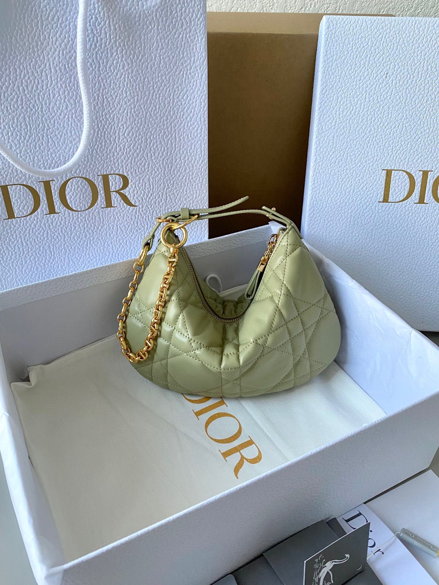 Top quality Di€€or bag size 25*16*2.5cm